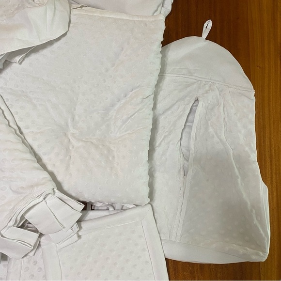 Sweet Jojo Designs Crib and Accessory 11-piece Set White Soft Polka-dot - Picture 4 of 8